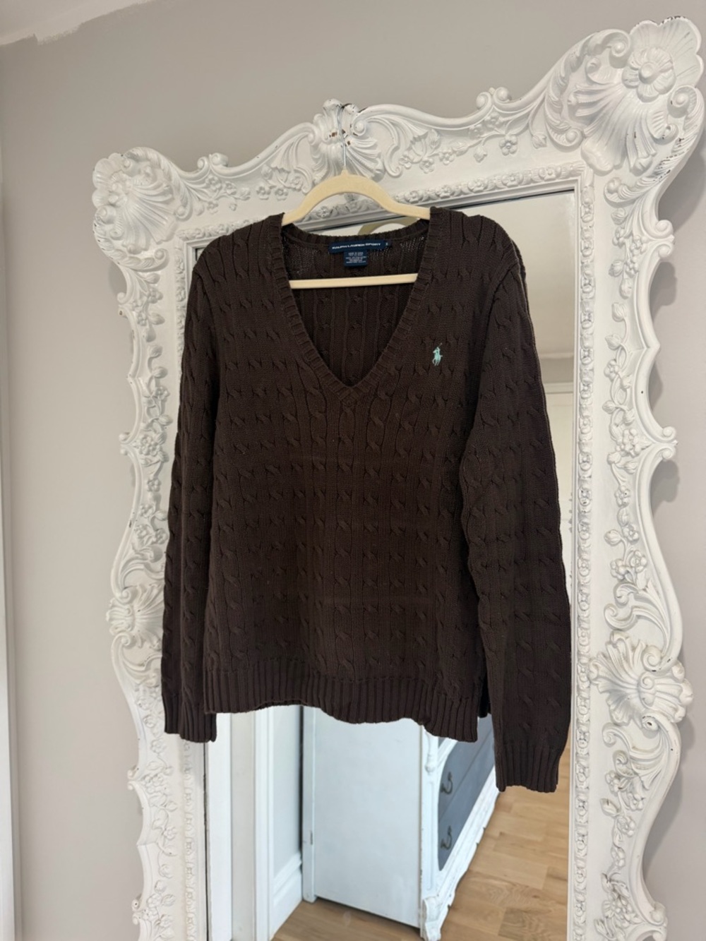 Ralph Lauren Brown Cable Knit V-Neck Logo Sweater Top - Picture 2 of 5